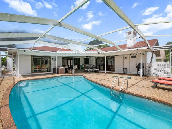 Anna Maria Island Holmes Beach Home 1019610