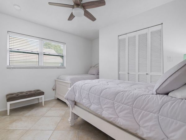 Anna Maria Island Holmes Beach Home 1019610