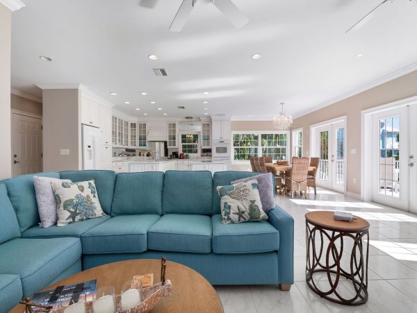 Anna Maria Island Holmes Beach Home 1019613