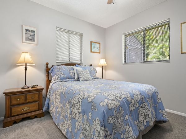 Short Drive to Beaches Lovely Seasonal Pool Vacation Home