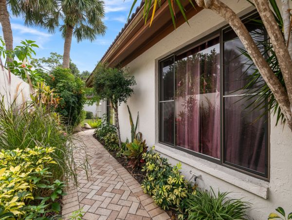 Anna Maria Island Holmes Beach Home 1019615