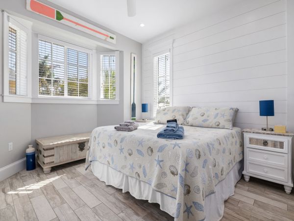 Anna Maria Island Holmes Beach Home 1019617
