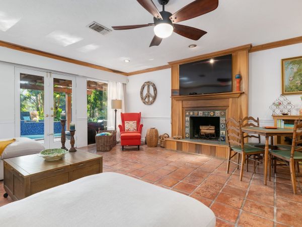 Anna Maria Island Holmes Beach Home 1019618