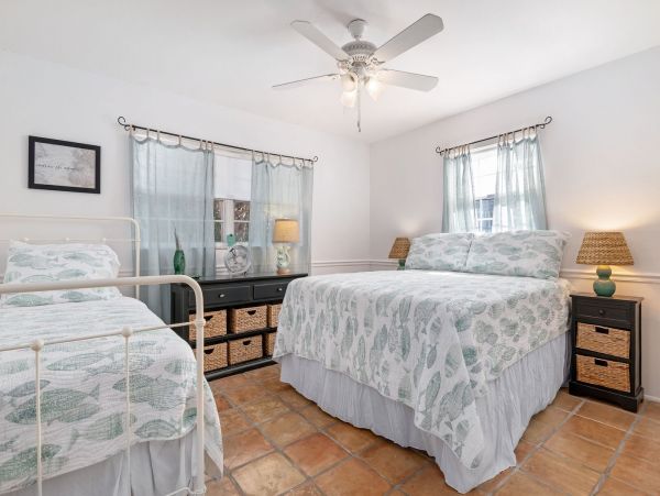 Anna Maria Island Holmes Beach Home 1019618