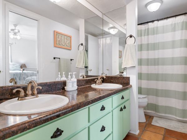 Anna Maria Island Holmes Beach Home 1019618