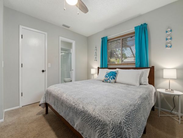 Anna Maria Island Holmes Beach Home 1019622