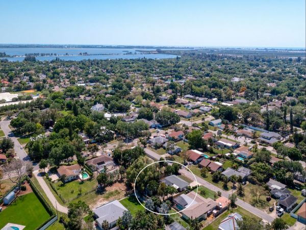 Anna Maria Island Holmes Beach Home 1019622