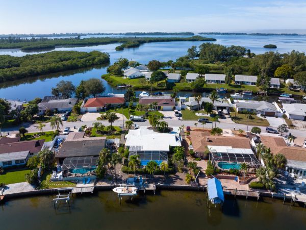 Anna Maria Island Holmes Beach Home 1019623