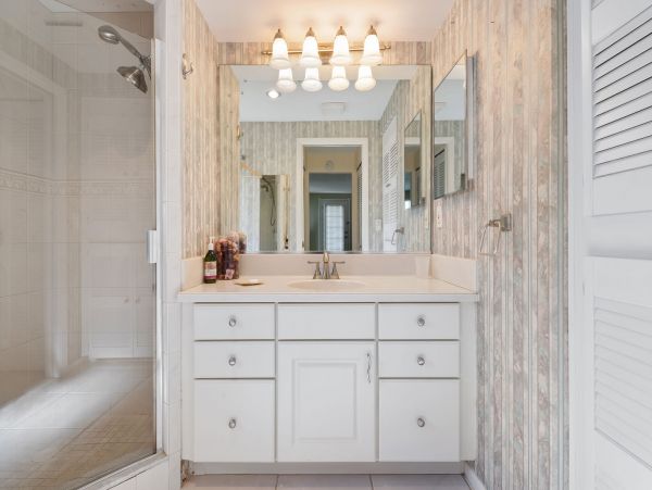 Anna Maria Island Holmes Beach Home 1019623