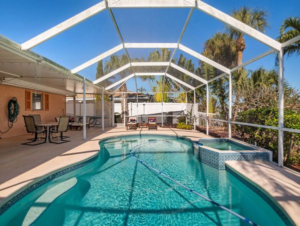 Anna Maria Island Holmes Beach Home 1019623