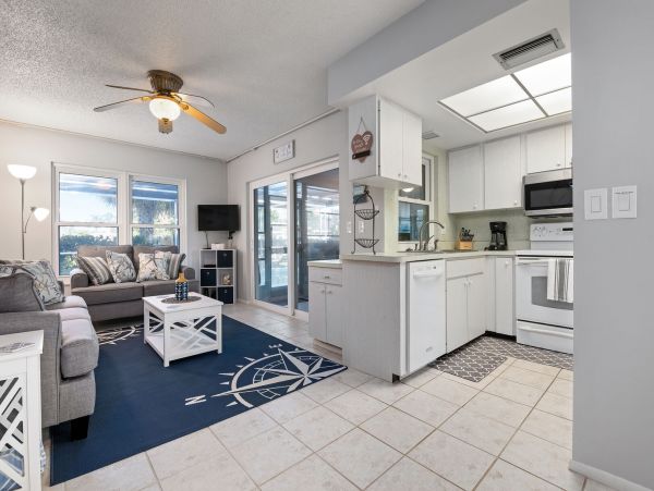 Bradenton Vacation Pool Home Three Bedroom
