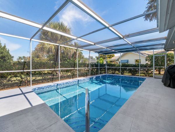 Bradenton Vacation Pool Home Three Bedroom