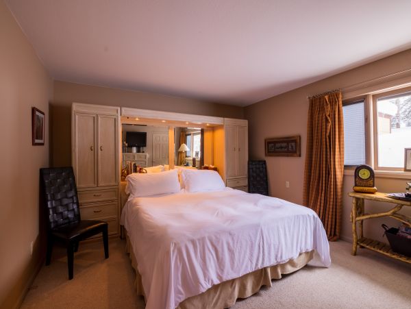 Tucked Away in the heart of Snowmass Ski Village