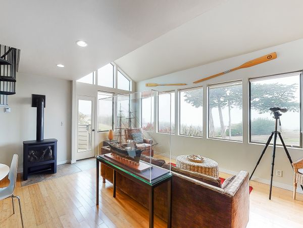 Sonoma County Home 1019656
