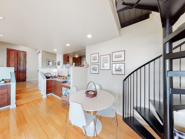 Sonoma County Home 1019656