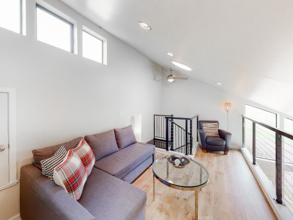 Sonoma County Home 1019656