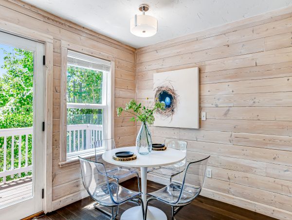 Forestville Vineyard Home 4 Bedrooms & Private Pool