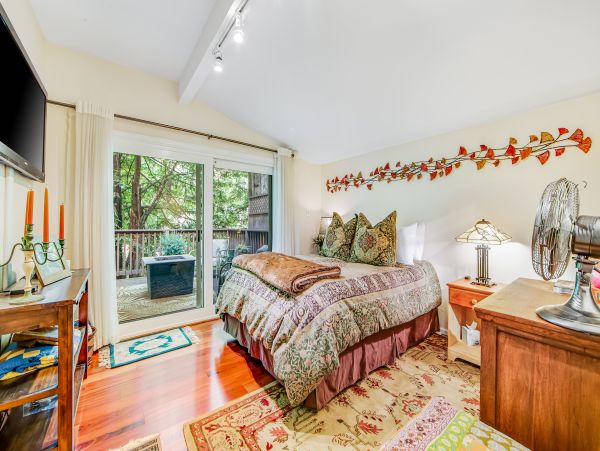 Sonoma County Home 1019678