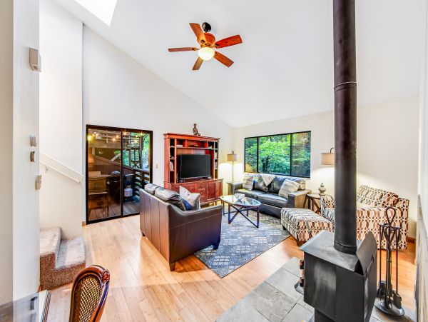 Sonoma County Home 1019679