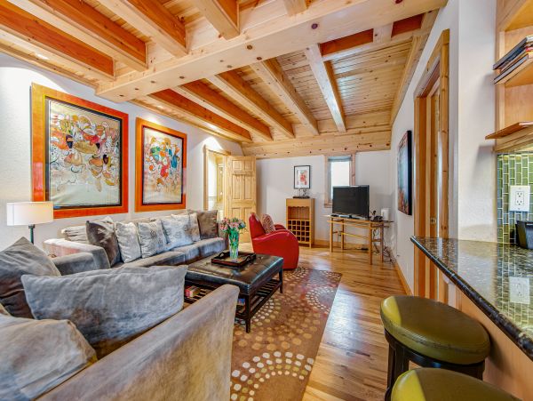 Sonoma County Home 1019684