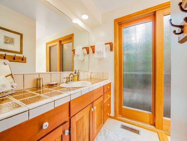 Sonoma County Home 1019687