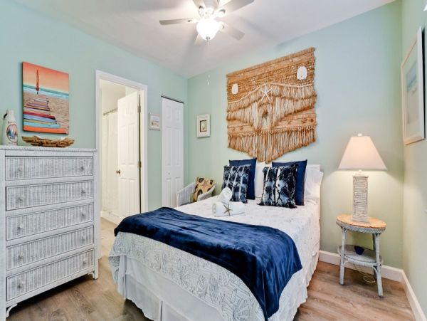 Anna Maria Island Holmes Beach Home 1019688