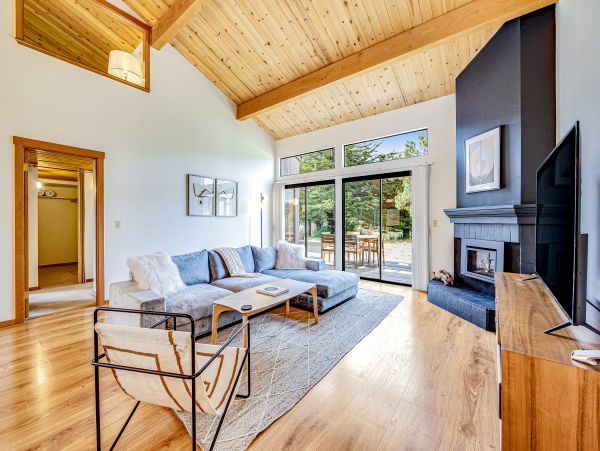 Sonoma County Home 1019689