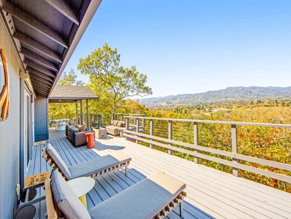 Beautiful 3 Bedroom Home in Sonoma with Great Views