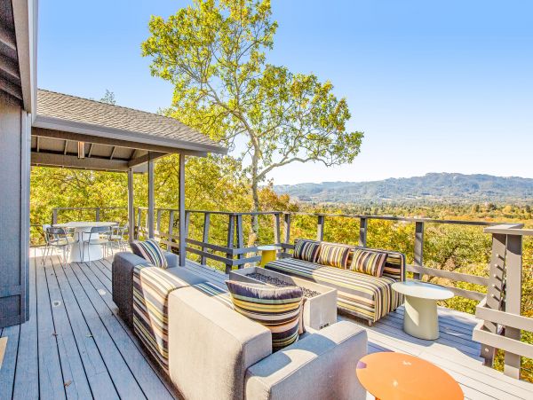 Beautiful 3 Bedroom Home in Sonoma with Great Views