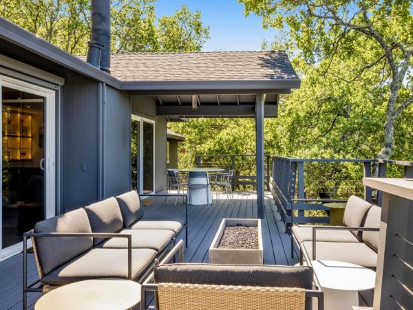 Beautiful 3 Bedroom Home in Sonoma with Great Views