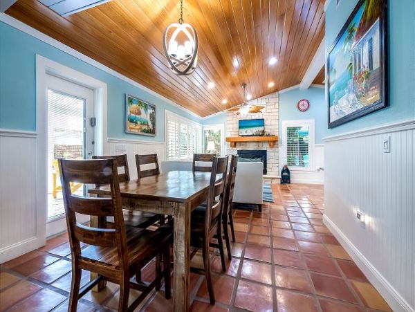 Charming 3 Bedroom Vacation Home in Anna Maria