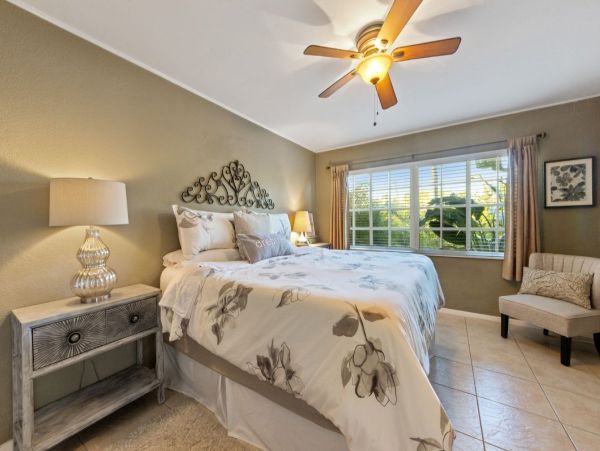 Cozy One Bedroom Vacation Rental in Holmes Beach