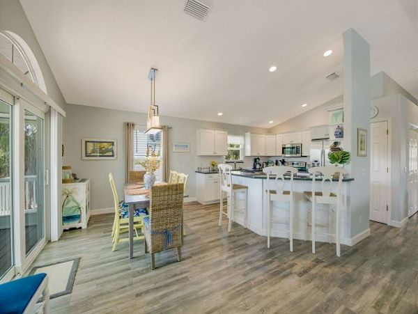 Anna Maria Island Holmes Beach Home 1019714