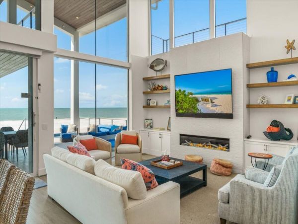 New Luxury Beach House on Anna Maria Island Wow Factor