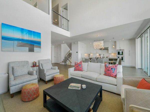 New Luxury Beach House on Anna Maria Island Wow Factor