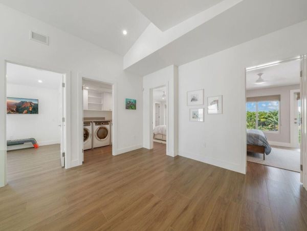 New Luxury Beach House on Anna Maria Island Wow Factor