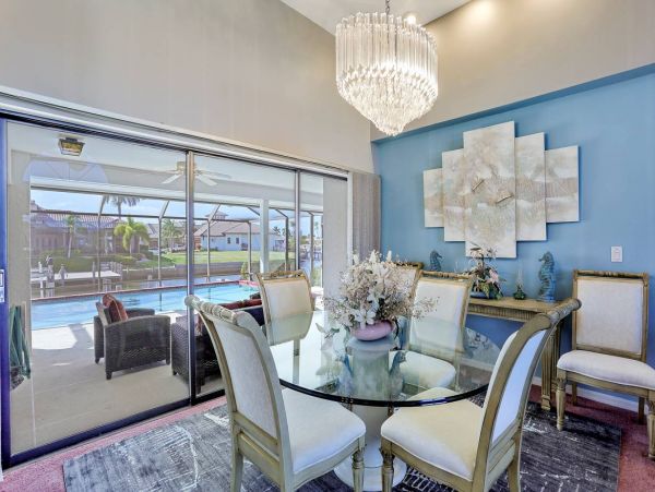 Marco Island Beautiful 3 Bedroom Canal View Home Sleeps 6