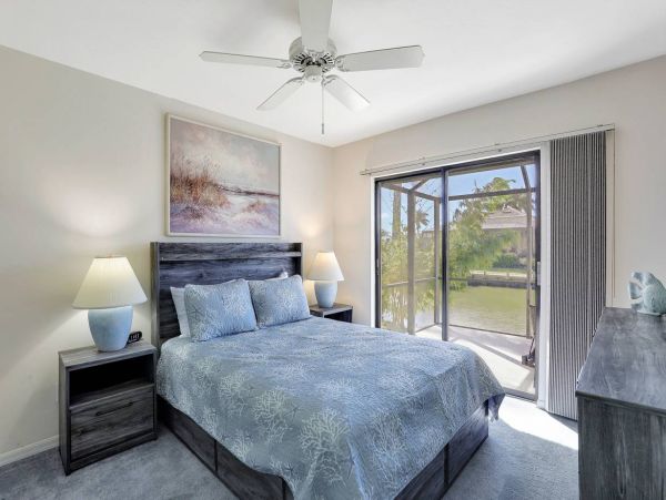 Marco Island Beautiful 3 Bedroom Canal View Home Sleeps 6
