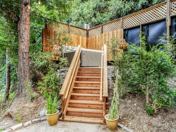 Sonoma County Home 1019736