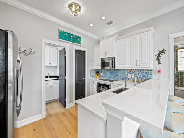 Holmes Beach Vacation Rental - Anna Maria Island Luxury Rental with Pool & Lanai