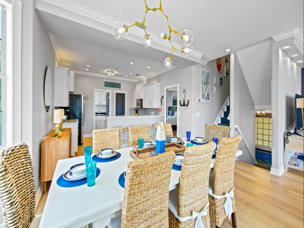 Holmes Beach Vacation Rental - Anna Maria Island Luxury Rental with Pool & Lanai