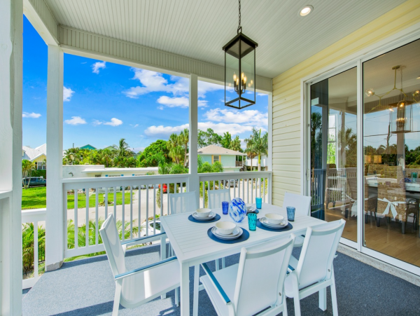 Holmes Beach Vacation Rental - Anna Maria Island Luxury Rental with Pool & Lanai