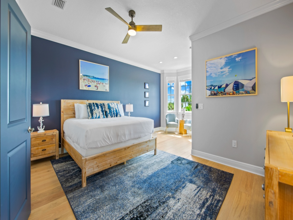 Holmes Beach Vacation Rental - Anna Maria Island Luxury Rental with Pool & Lanai