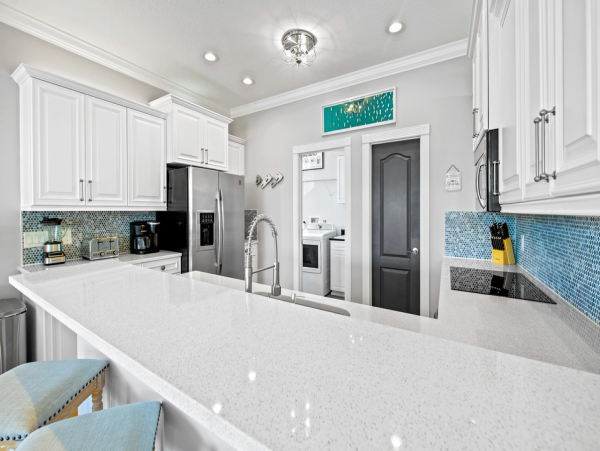 Holmes Beach Vacation Rental - Anna Maria Island Luxury Rental with Pool & Lanai