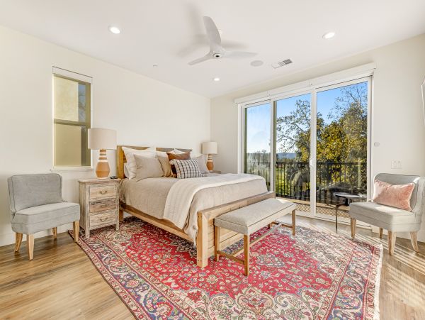 Luxury 3 Bedroom Home with Pool & Spa in Healdsburg