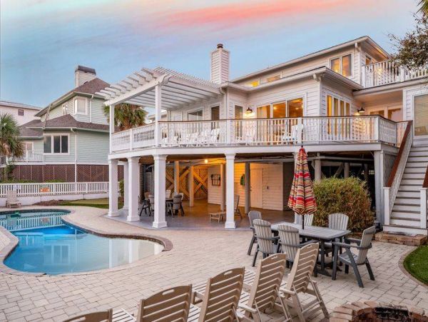 Oceanfront Luxury Vacation Rental in Isle of Palms
