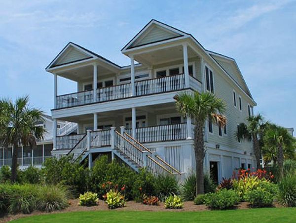Beautiful 8 Bedroom Vacation Home in Isle of Palms