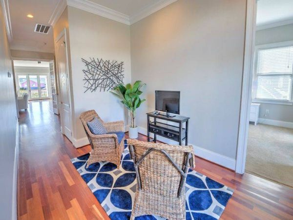 Beautiful 8 Bedroom Vacation Home in Isle of Palms