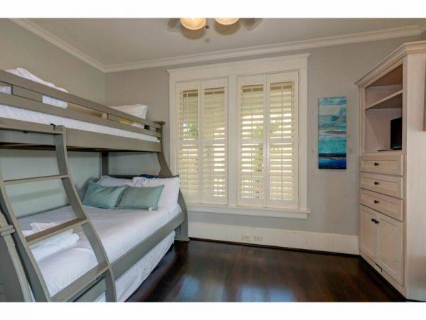 Isle Of Palms Home 1019765