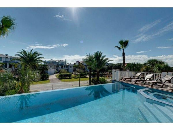 Isle Of Palms Home 1019765
